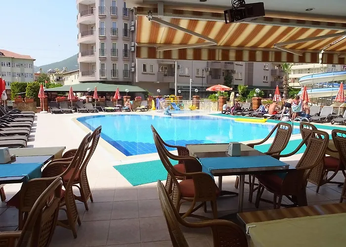 Riviera Apartmanhotel 4*