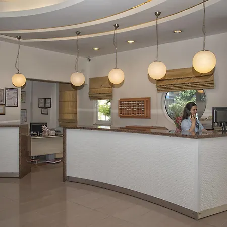 Riviera Hotel de apartamente